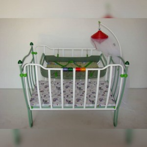 سرير بيبي مع ناموسية