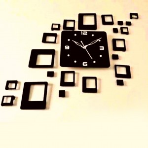 ساعة ديكور حائط مربعات كبيرة وصغيرة قياس 80 / 70 سم